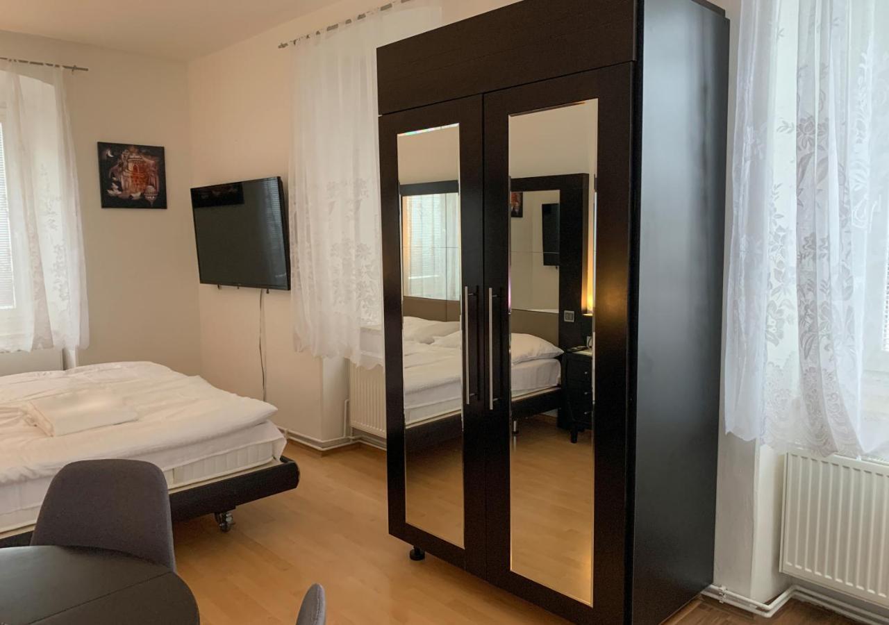 Penzion Mlynicky Dvur Červená Voda Exterior foto